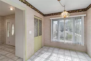 6203 Courtside Dr, Bradenton, FL 34210 - Photo 11