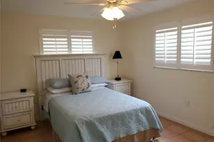 2745 Cardwell Way, Sarasota, FL 34231 - Photo 19