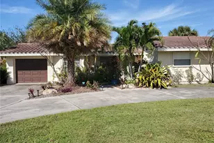 2745 Cardwell Way, Sarasota, FL 34231 - Photo 1