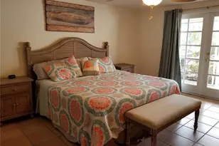 2745 Cardwell Way, Sarasota, FL 34231 - Photo 15