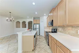 4309 Via Piedra Cir, Sarasota, FL 34233 - Photo 11