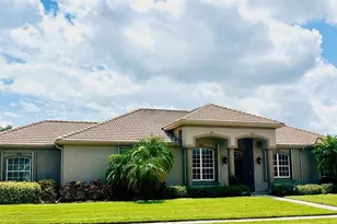 10228 Silverado Cir, Bradenton, FL 34202 - Photo 1