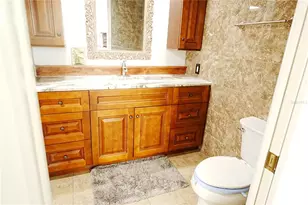 802 Capri Isles Blvd, Venice, FL 34292 - Photo 15