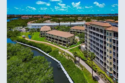 5561 Cannes Circle, Sarasota, FL 34231 - Photo 51