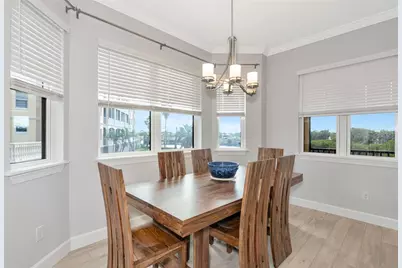 5561 Cannes Circle, Sarasota, FL 34231 - Photo 15