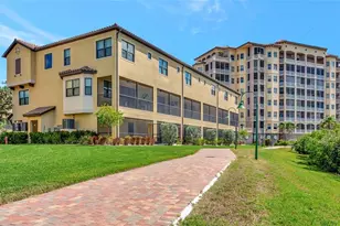 5561 Cannes Cir, Sarasota, FL 34231 - Photo 49