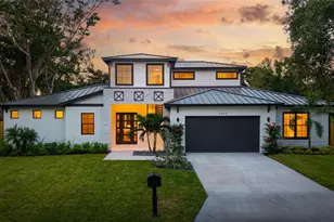 2485 S Milmar Dr, Sarasota, FL 34237 - Photo 1