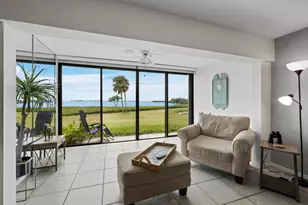 4745 Independence Dr, Bradenton, FL 34210 - Photo 9