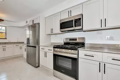 681 Avenida De Mayo, Sarasota, FL 34242 - Photo 15