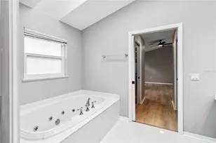 7 Arbor Oaks Dr, Sarasota, FL 34232 - Photo 35