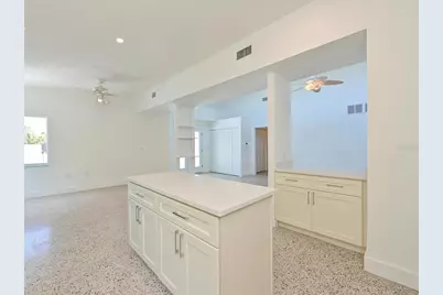 5920 Gulf Of Mexico Drive, Longboat Key, FL 34228 - Photo 15