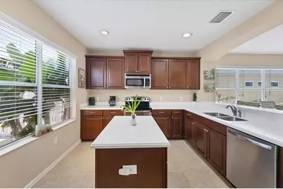 4811 Woodbrook Drive, Sarasota, FL 34243 - Photo 19