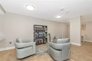 101 S Gulfstream Ave, Sarasota, FL 34236 - Photo 17