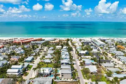 215 65th Street, Holmes Beach, FL 34217 - Photo 5