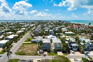 215 65th St, Holmes Beach, FL 34217 - Photo 57