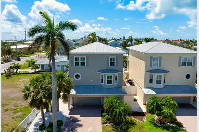 215 65th Street, Holmes Beach, FL 34217 - Photo 55