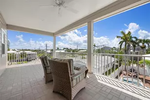 215 65th St, Holmes Beach, FL 34217 - Photo 27