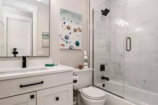 603 Emerald Ln, Holmes Beach, FL 34217 - Photo 27