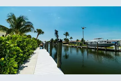 603 Emerald Lane, Holmes Beach, FL 34217 - Photo 53