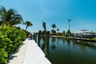 603 Emerald Ln, Holmes Beach, FL 34217 - Photo 53