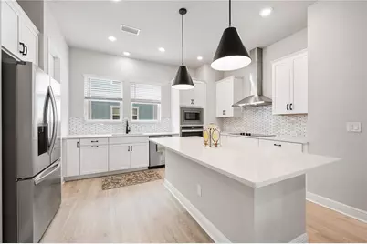 2408 Ezzell Court, Sarasota, FL 34237 - Photo 9