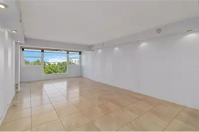 33 S Gulfstream Avenue #502, Sarasota, FL 34236 - Photo 9