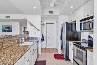 800 N Tamiami Trail #604, Sarasota, FL 34236 - Photo 15