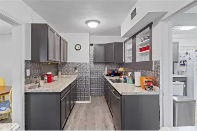 1110 27th Avenue W, Bradenton, FL 34205 - Photo 17