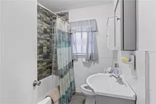 1110 27th Ave W, Bradenton, FL 34205 - Photo 7