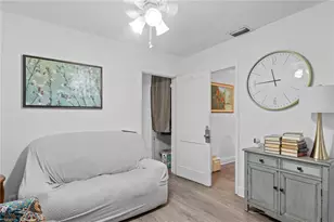 1110 27th Ave W, Bradenton, FL 34205 - Photo 9