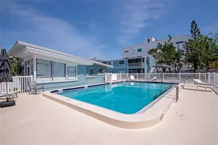 170 Roosevelt Dr, Sarasota, FL 34236 - Photo 23