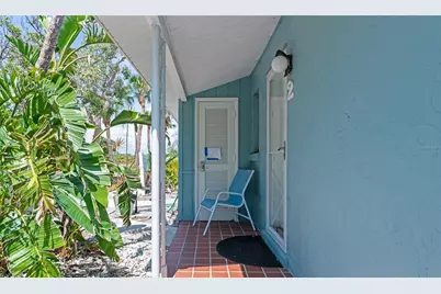 170 Roosevelt Drive #2, Sarasota, FL 34236 - Photo 3