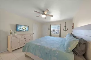 2037 and 2039 Jo An Dr, Sarasota, FL 34231 - Photo 15