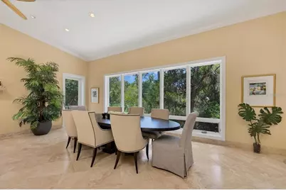 7320 Melaleuca Way, Siesta Key, FL 34242 - Photo 19