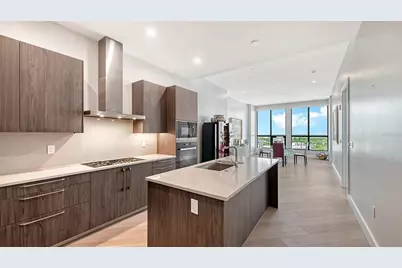 33 S Palm Avenue #1303, Sarasota, FL 34236 - Photo 9