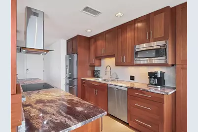 226 Golden Gate Point #63, Sarasota, FL 34236 - Photo 19