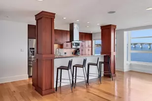 226 Golden Gate Point, Sarasota, FL 34236 - Photo 17