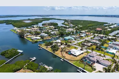 4361 Pompano Lane, Palmetto, FL 34221 - Photo 5