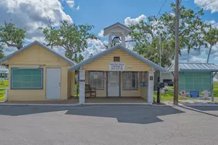 13 Oak St, Bradenton, FL 34208 - Photo 59