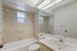 5712 Garden Lakes Dr, Bradenton, FL 34203 - Photo 17