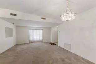 5712 Garden Lakes Dr, Bradenton, FL 34203 - Photo 7