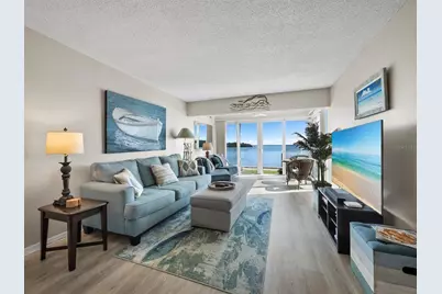 4310 Falmouth Drive #105, Longboat Key, FL 34228 - Photo 7