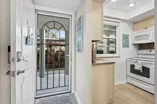 4310 Falmouth Dr, Longboat Key, FL 34228 - Photo 5