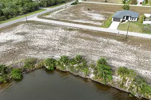 4016 NW 42nd Pl NW, Cape Coral, FL 33993 - Photo 7