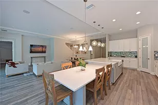 8916 Isabella Cir, Parrish, FL 34219 - Photo 11