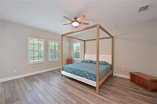 8916 Isabella Cir, Parrish, FL 34219 - Photo 13