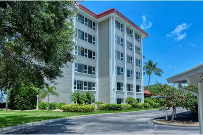1100 Imperial Drive #403, Sarasota, FL 34236 - Photo 3