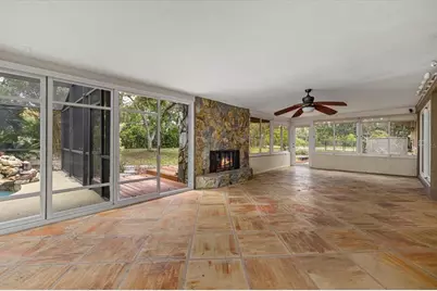 8255 Longbay Boulevard, Sarasota, FL 34243 - Photo 25