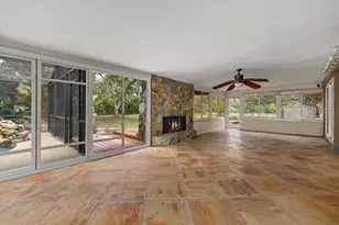 8255 Longbay Blvd, Sarasota, FL 34243 - Photo 25