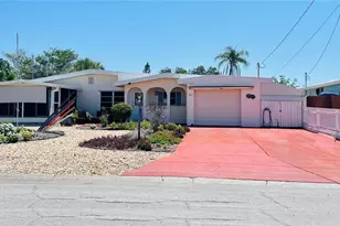 409 Bryn Mawr Island, Bradenton, FL 34207 - Photo 3